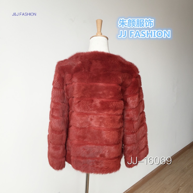 LADY'S COAT IN RABBIT